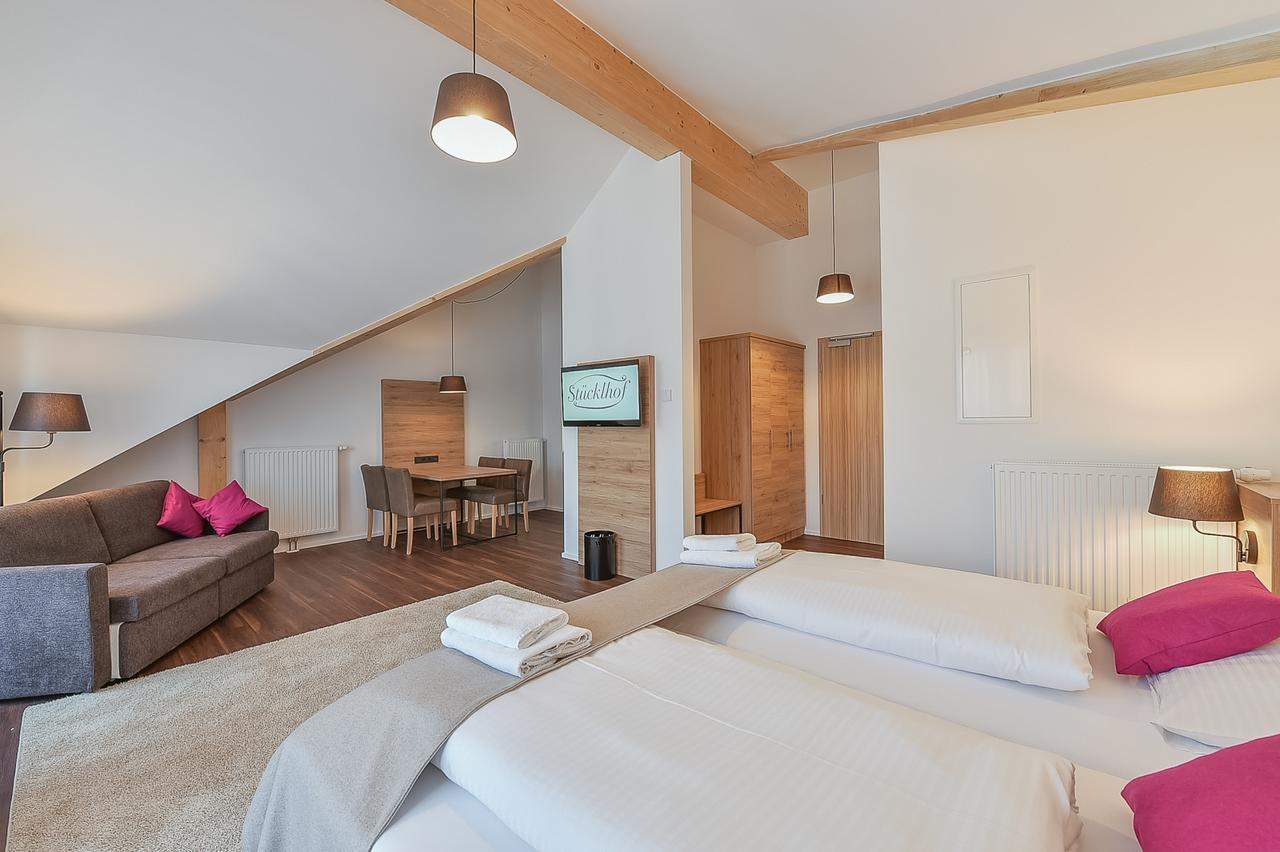 Stuecklhof Eurasburg Hotel Bagian luar foto