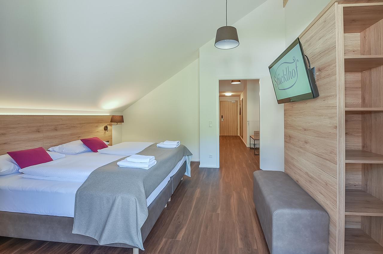 Stuecklhof Eurasburg Hotel Bagian luar foto